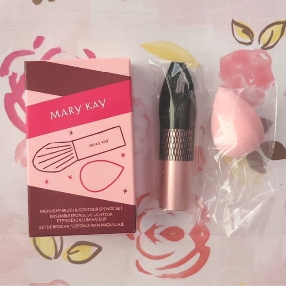 Mary kay Highlighter Brush and Contour Sponge Set - Picture 1 of 3
